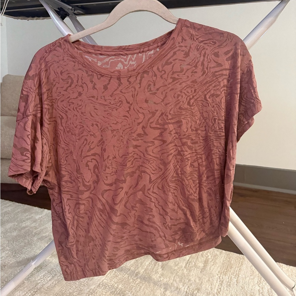 lululemon cates tshirt